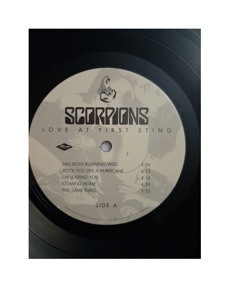 Scorpions LOVE AT FIRST STING (LP)